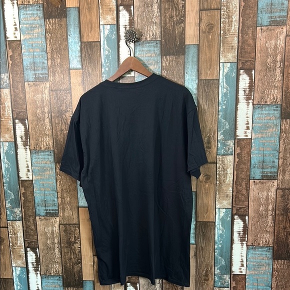 Funko DC Black and Red Graphic Tee - Picture 11 of 11